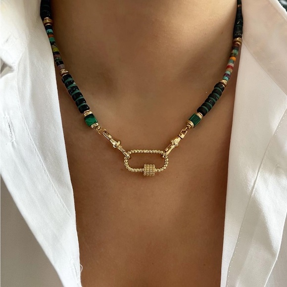 Beaded necklace - Picture 2 of 2